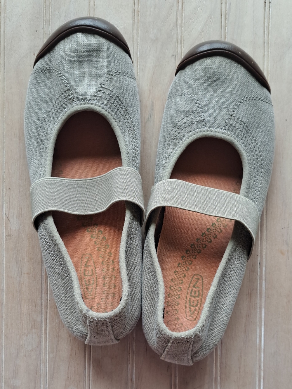 KEEN Sienna Mary Jane Taupe Canvas Comfort Walking Flats Shoes Comfy